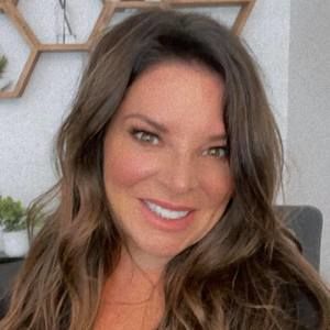 Meet your Posher, Joni